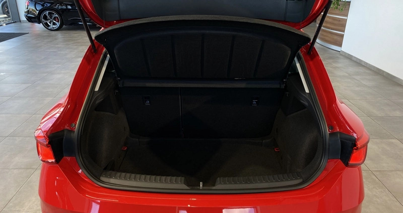 Seat Leon cena 79900 przebieg: 26100, rok produkcji 2022 z Chełmno małe 191